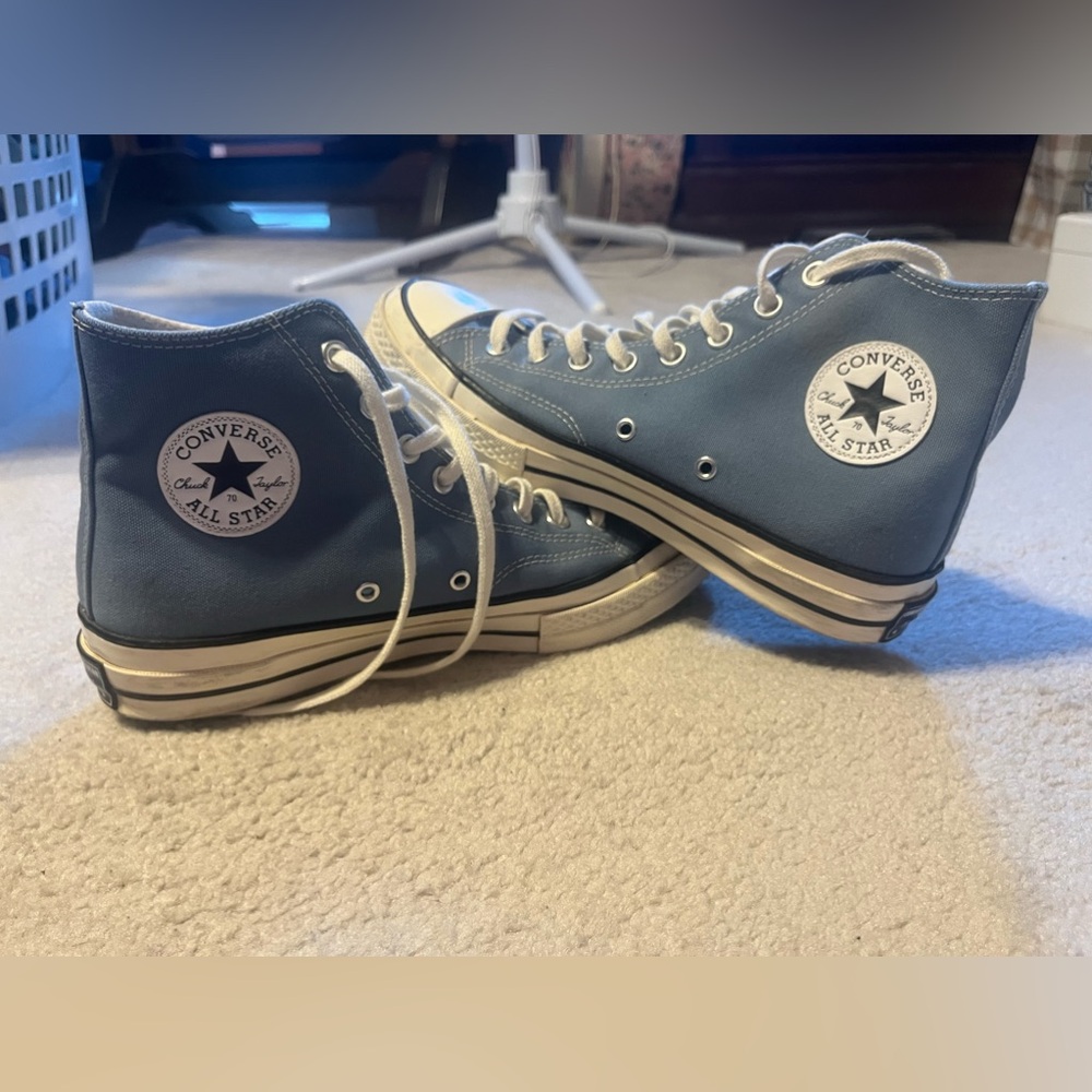 ⭐️NEVER WORN⭐️ Converse Chuck Taylor Men’s 8 or Women’s 9.5/10